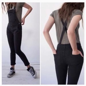 ☕️Free People Black Denim Overalls